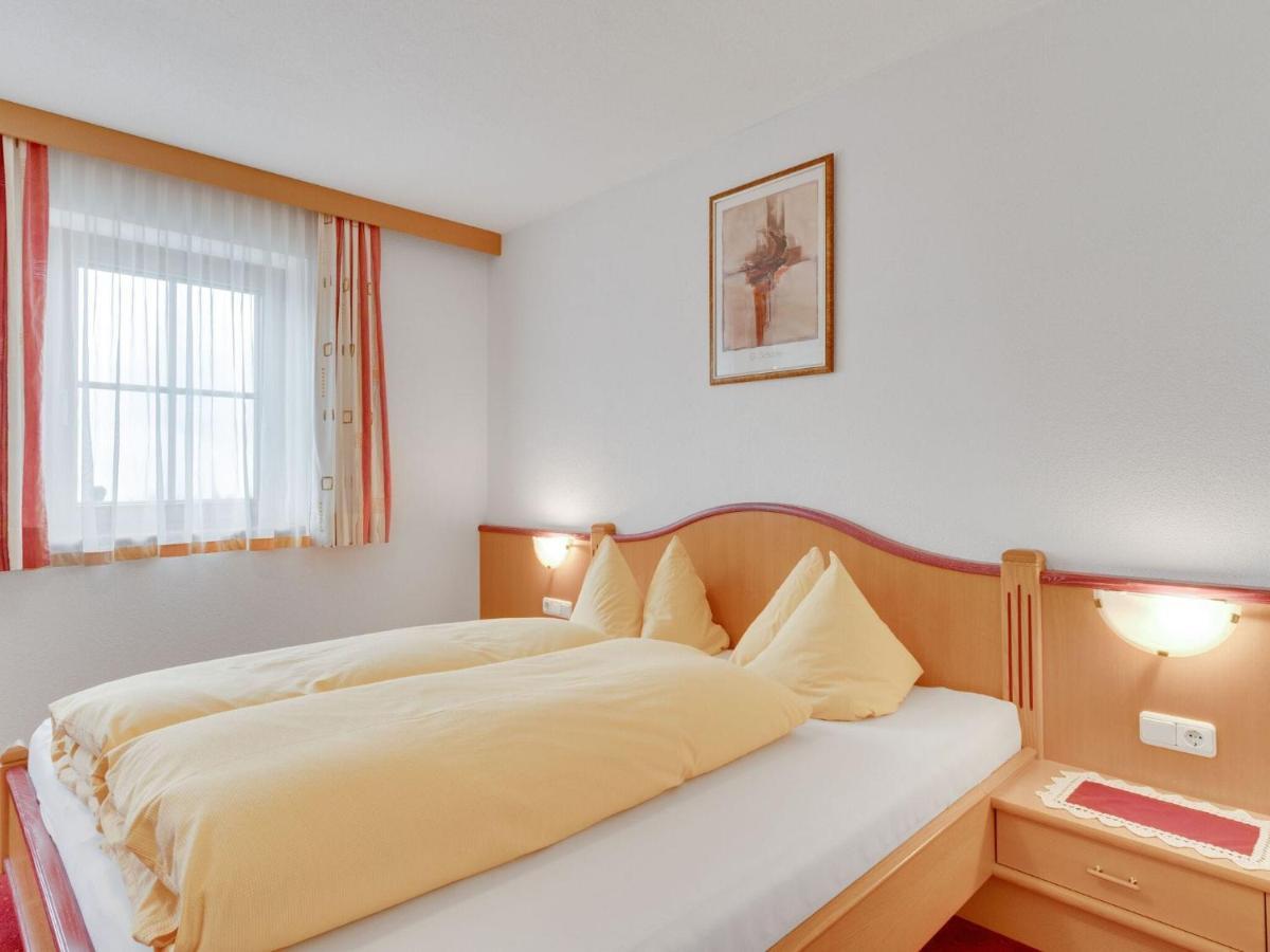 Quaint Apartment In Hainzenberg Near Horbergbahn エクステリア 写真