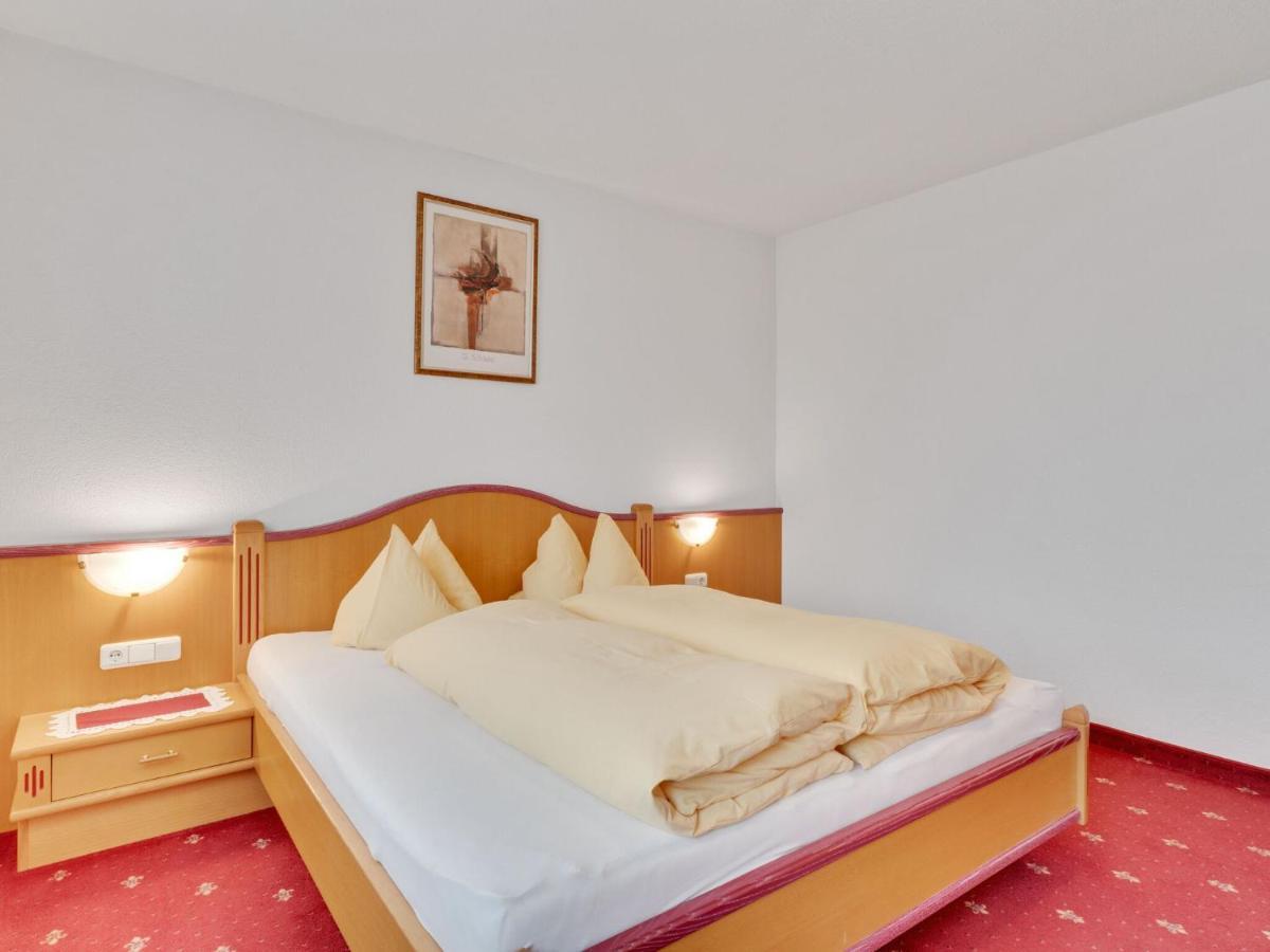 Quaint Apartment In Hainzenberg Near Horbergbahn エクステリア 写真